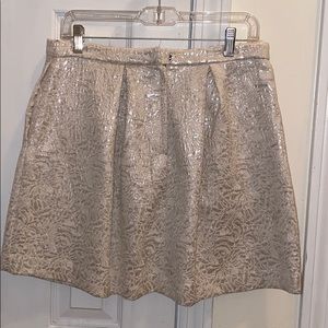 Fancy H&M skirt w/pockets!